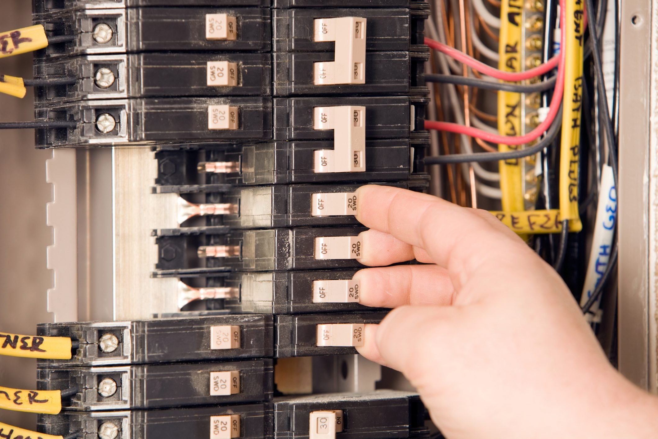 Power Trip At Home? 3 Reasons Why Circuit Breaker Keeps Tripping