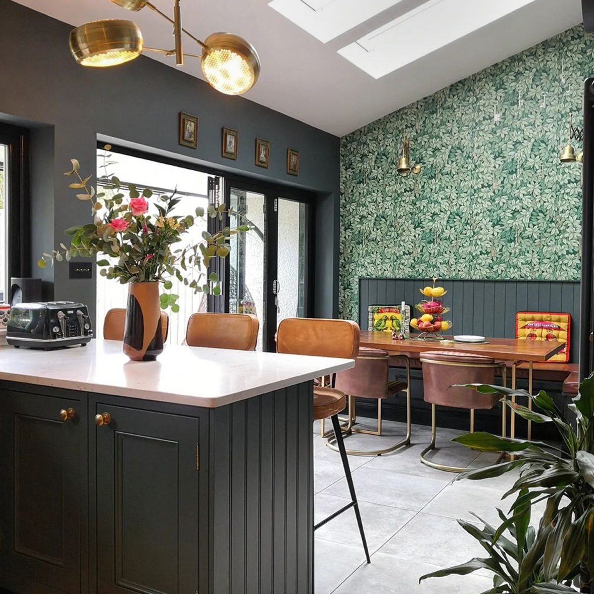 9 Inspiring Kitchen Wallpaper Ideas | The Family Handyman