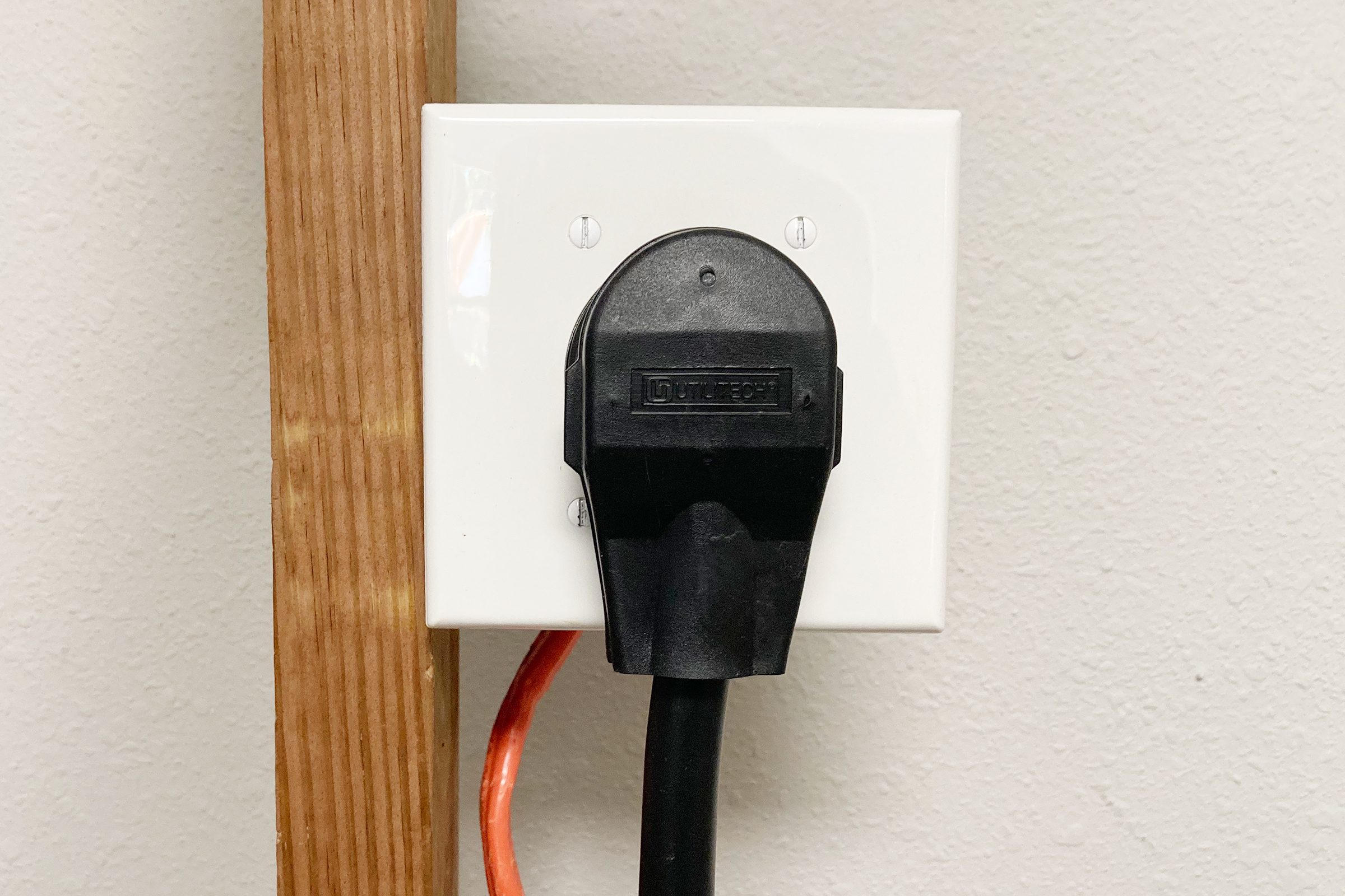 How To Wire a 240V Outlet for Appliances