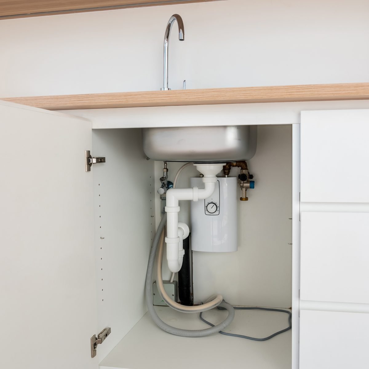 Best Tank Style or Tankless Under-Sink Water Heaters and How To Buy
