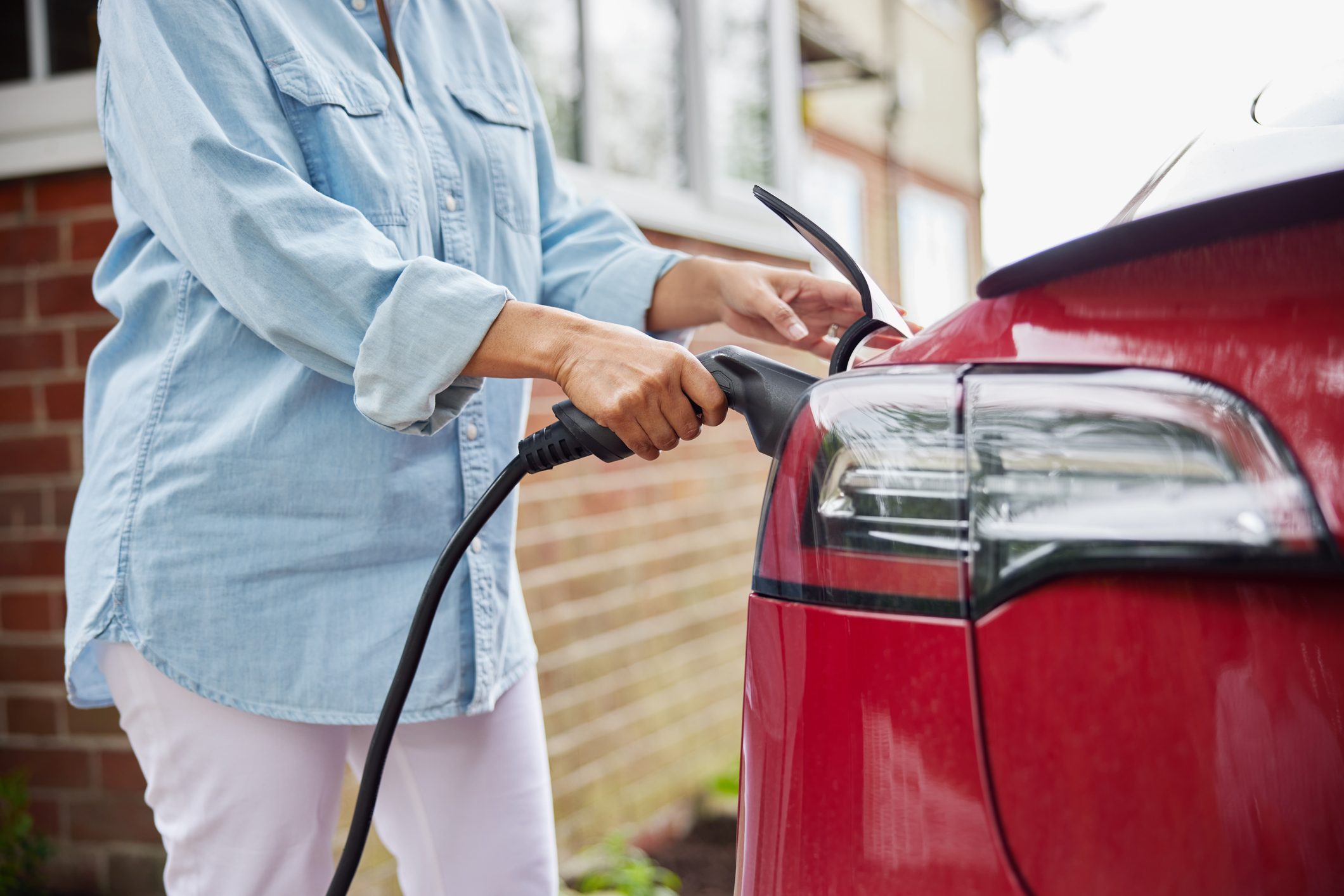 All the Costs Of Owning an Electric Vehicle