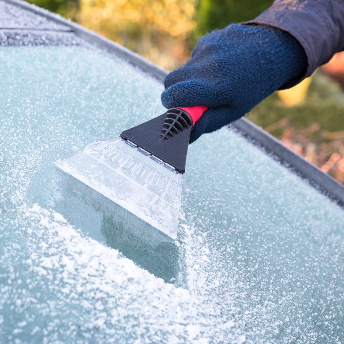 How Ice Scrapers Can Damage Your Car - DaSilva's Auto Body