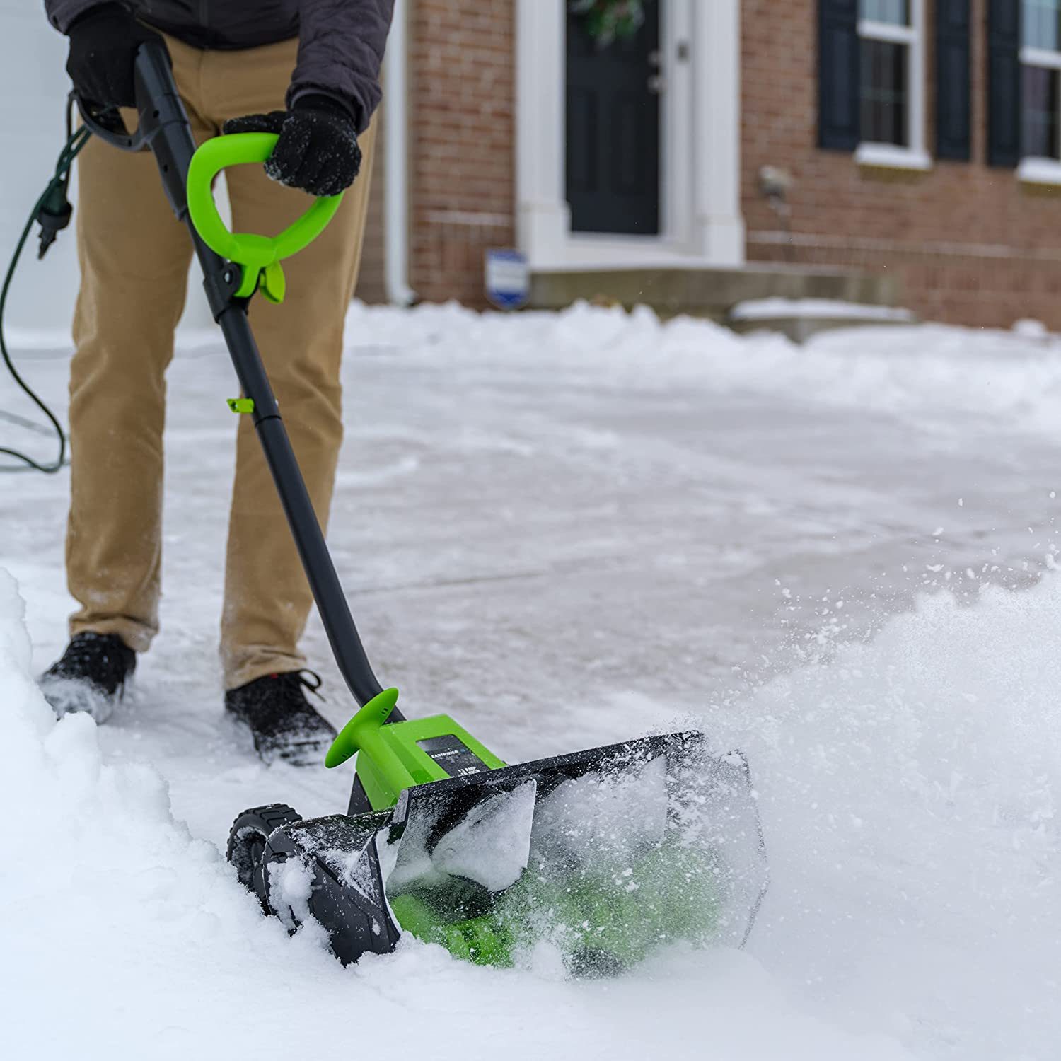 6 Best Electric Snow Shovels Of 2024 According To Experts 5872