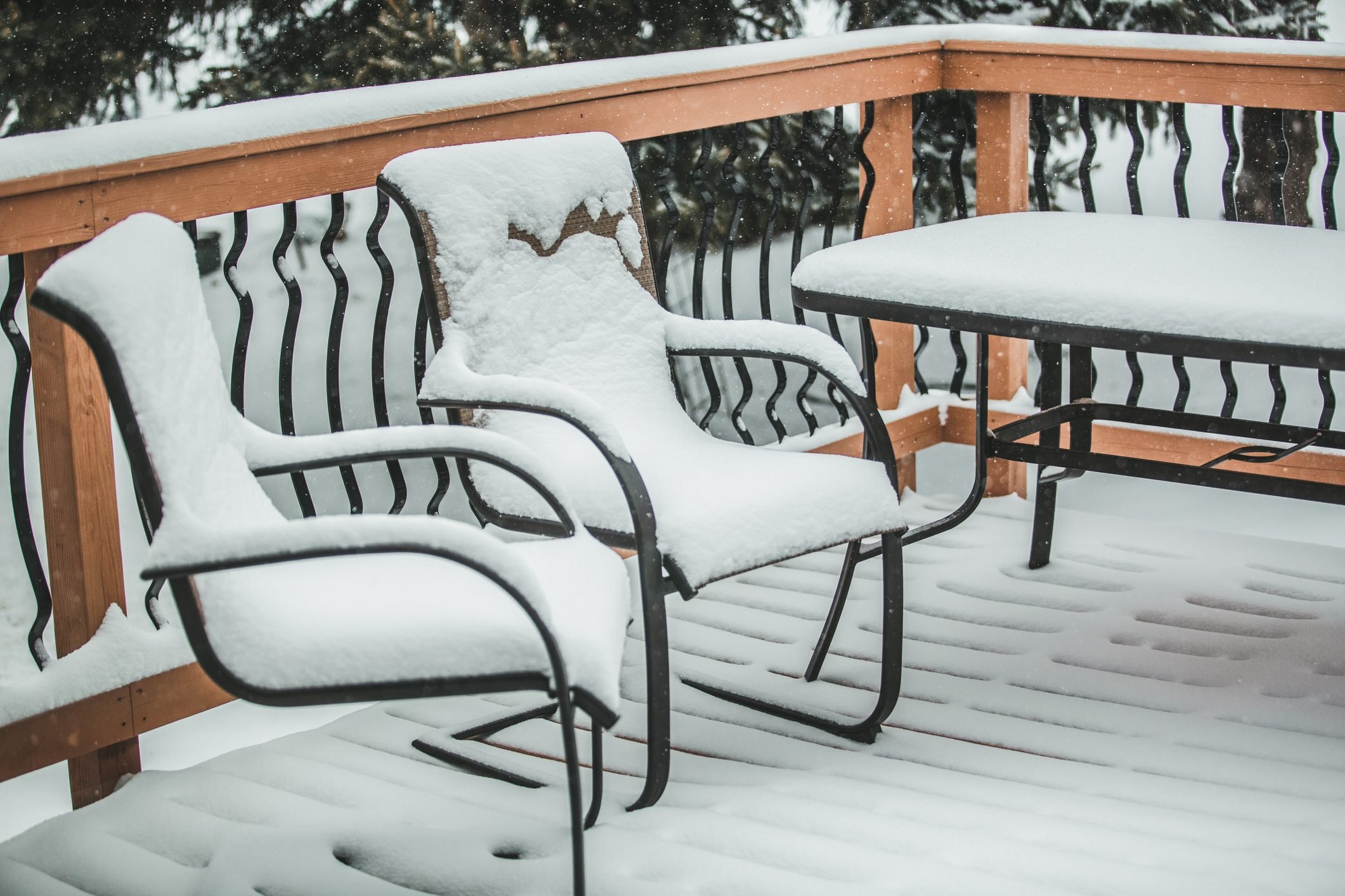 Can You Leave Snow on the Deck? The Answer, According to Experts