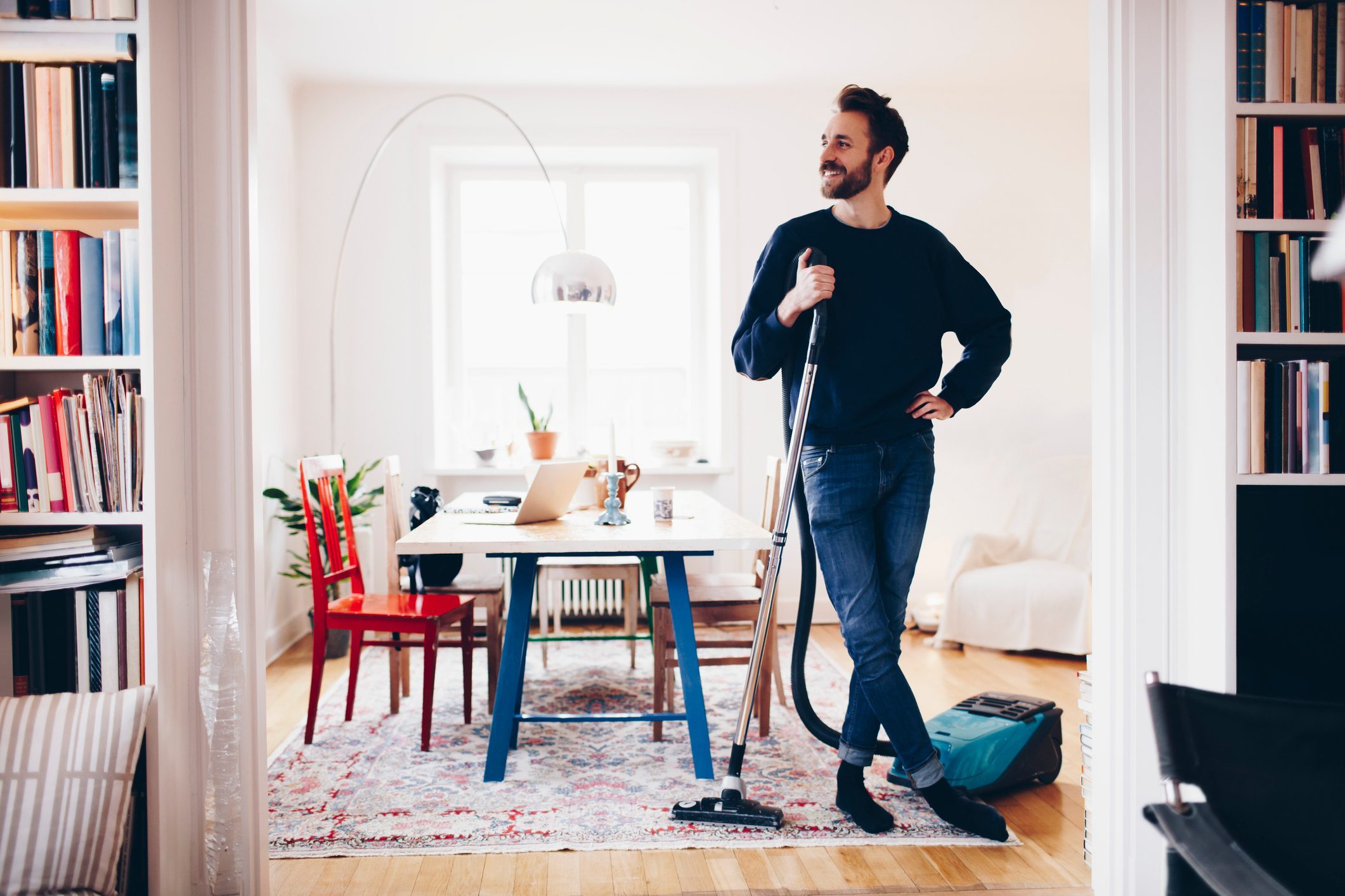 Have Guests Coming? Here’s How to Clean Your Home in 30 Minutes or Less