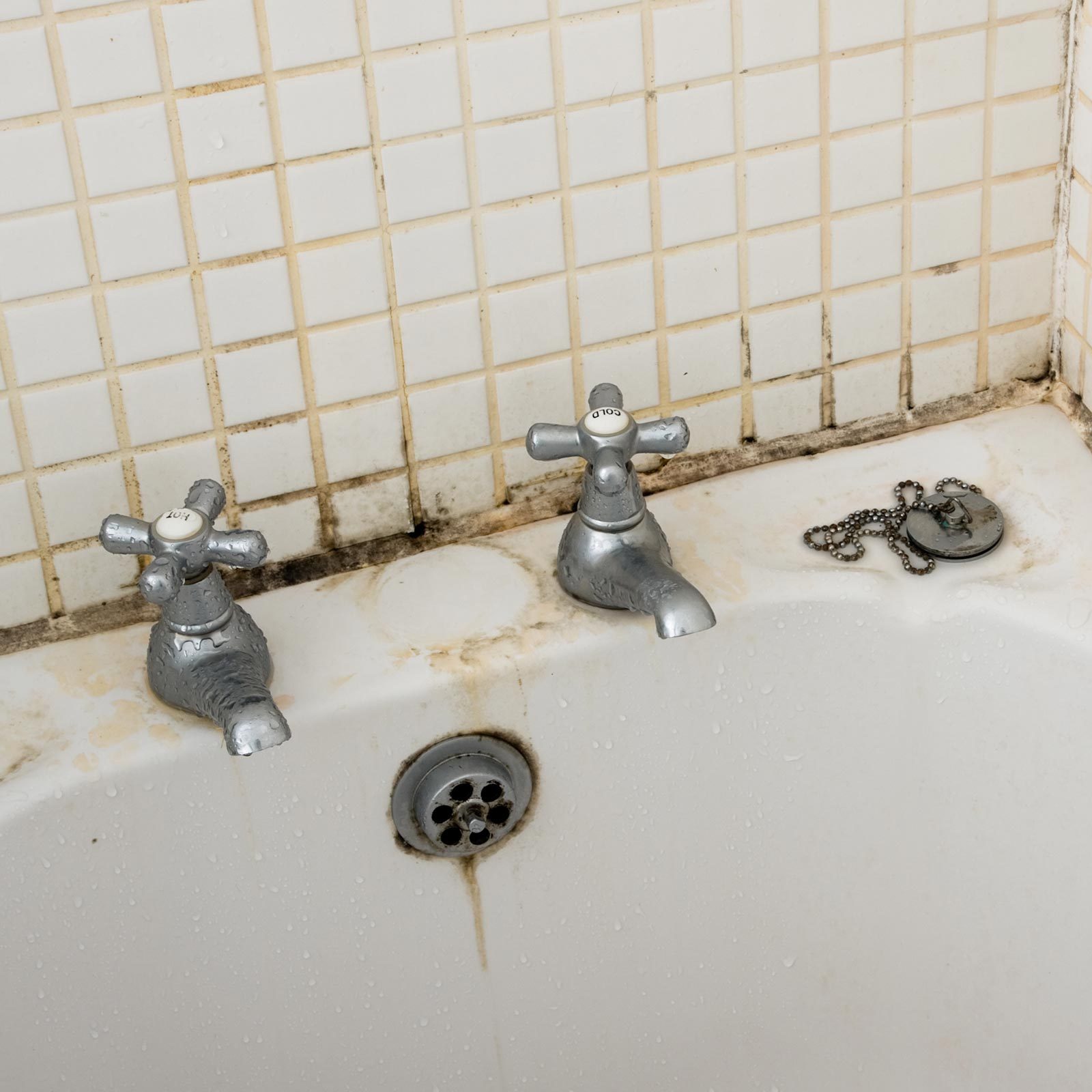 How to Prevent Rust Spots in Your Shower from Shaving Cream Cans