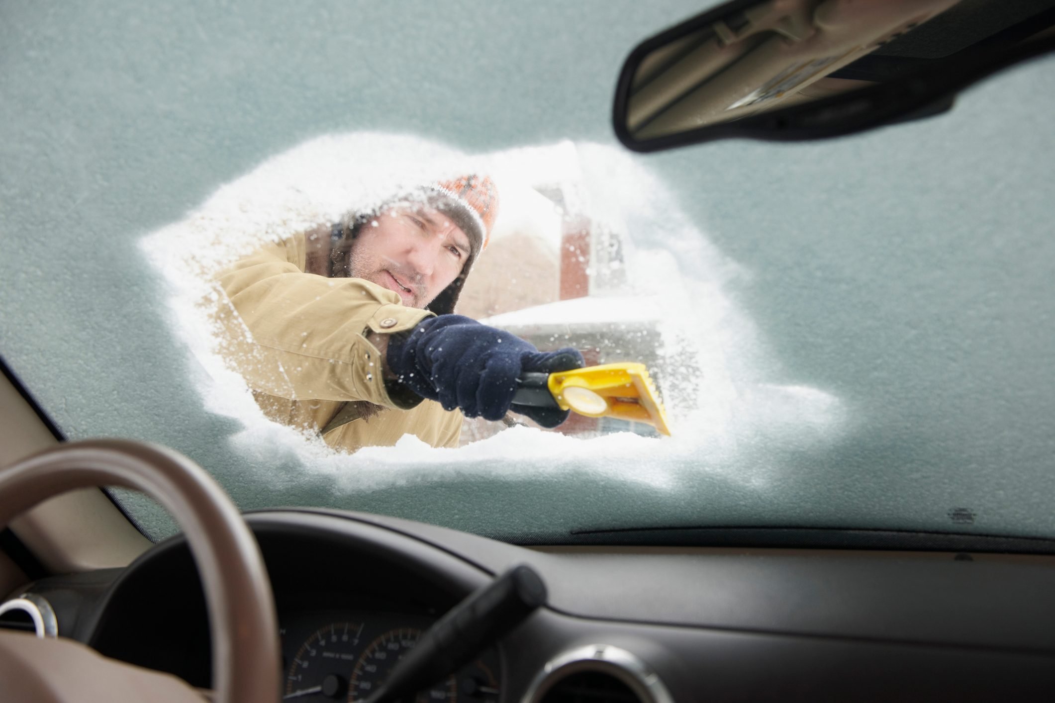 The Super Easy Trick for Defrosting Your Windshields