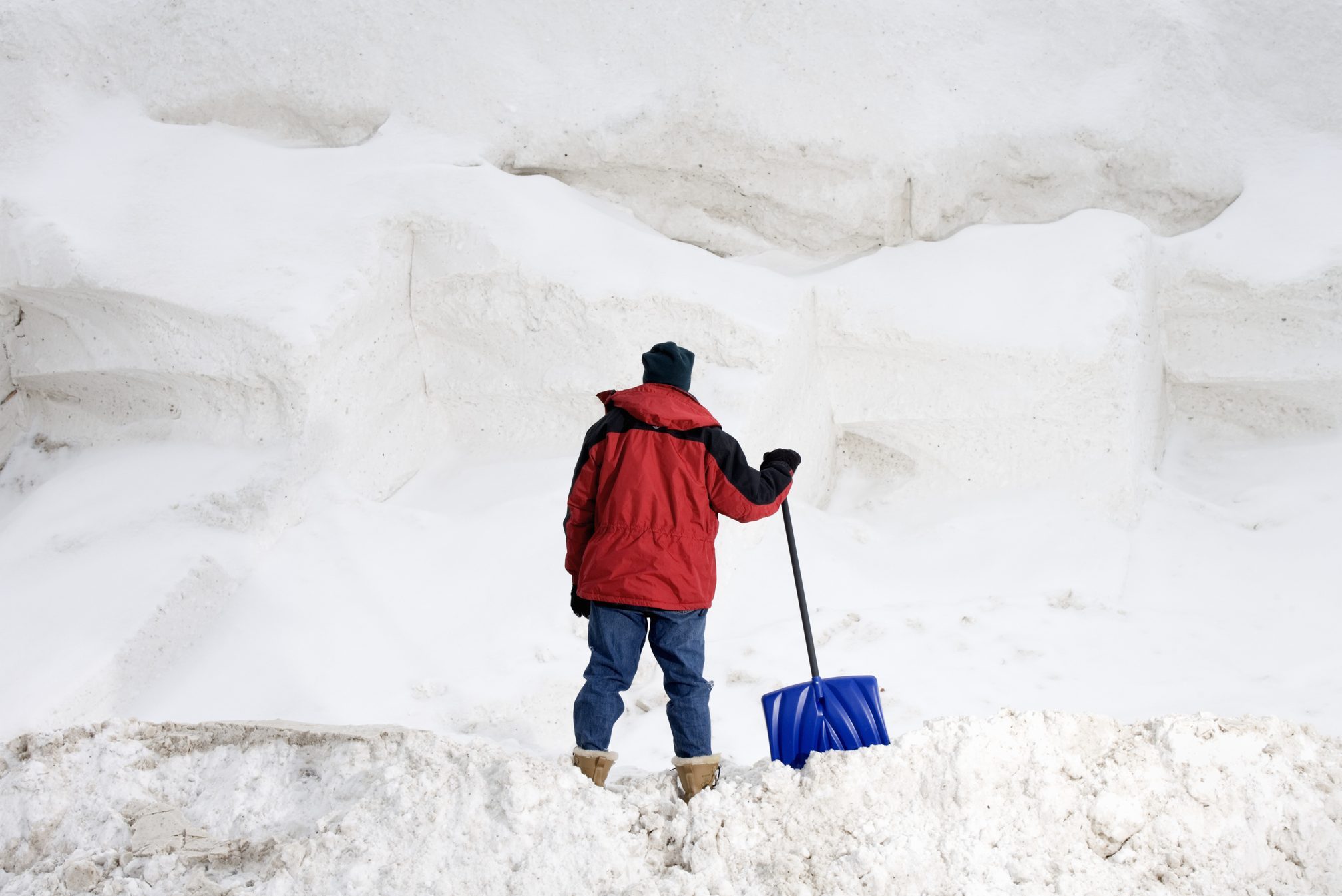 10 Tips to Safely Remove Snow and Ice