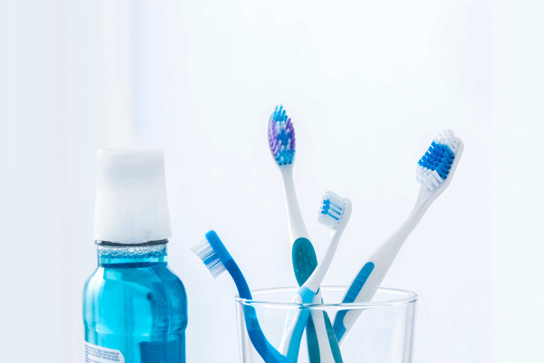 10 Tips On How To Disinfect A Toothbrush 