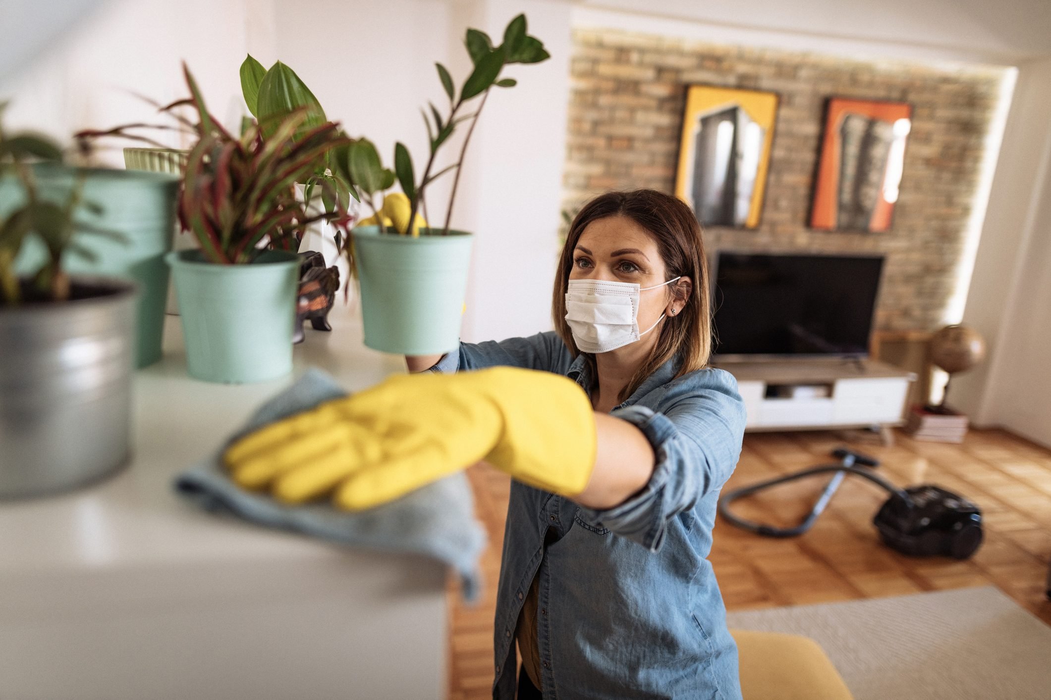How We Get Rid of Dust in the House (And Keep it Out For Good!)