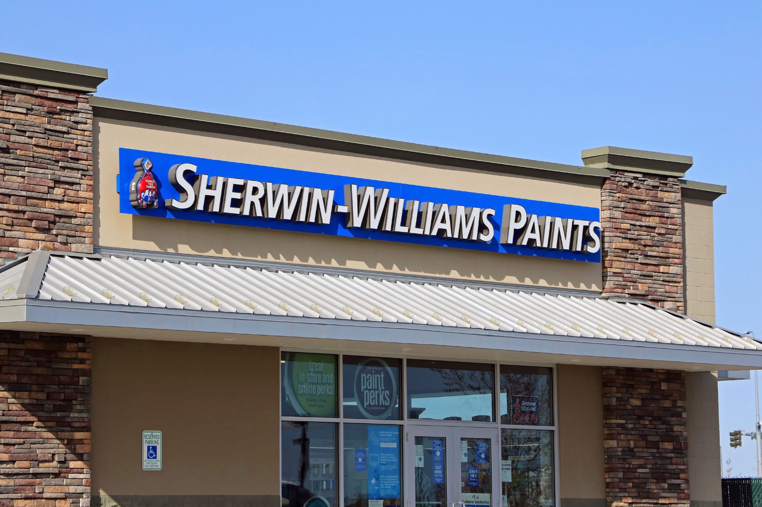Sherwin-Williams CEO Forecasts Plummet in Paint Demand in 2023