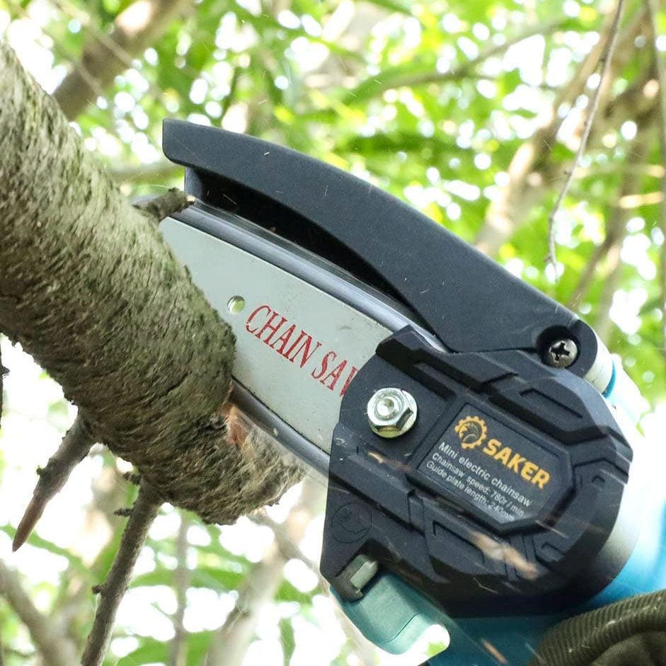 We Tried The Saker Mini Chainsaw... Is It Any Good?