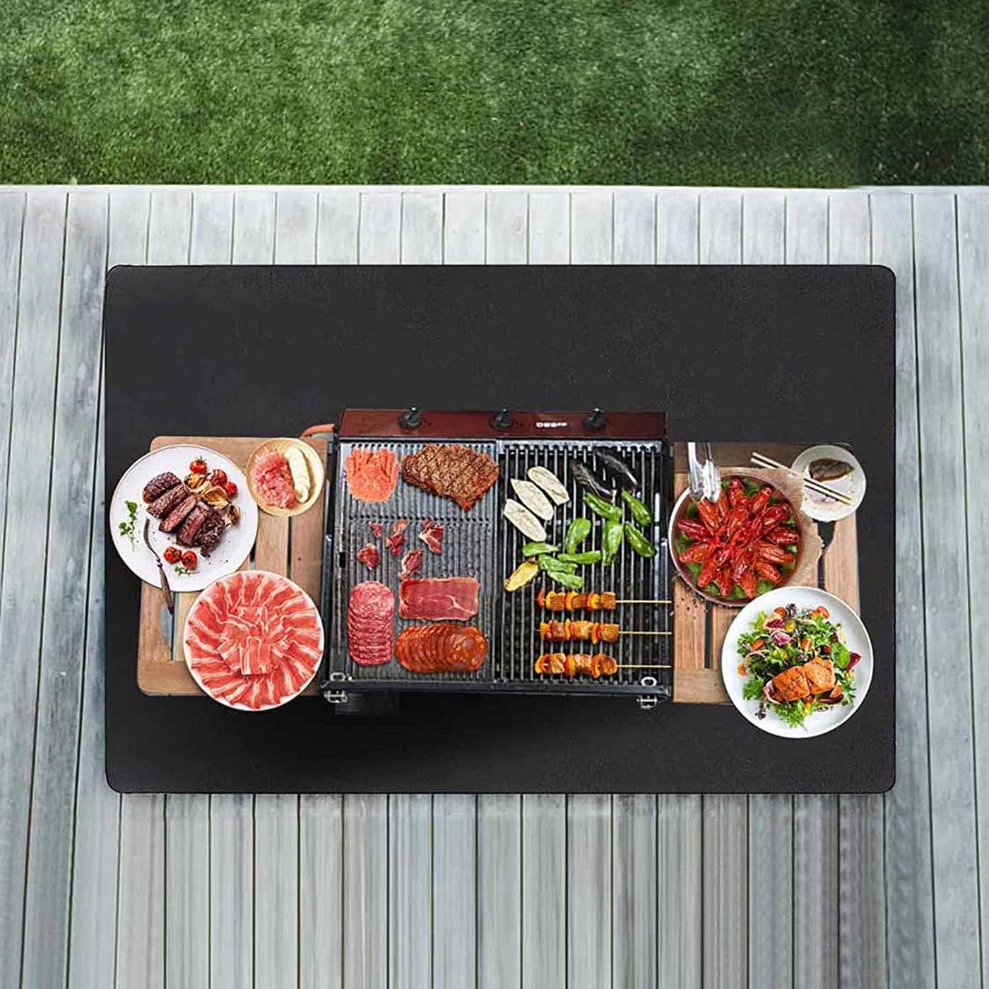 Save On Cleanup With These Versatile Grill Mats FT Via Amazon.com  ?fit=700