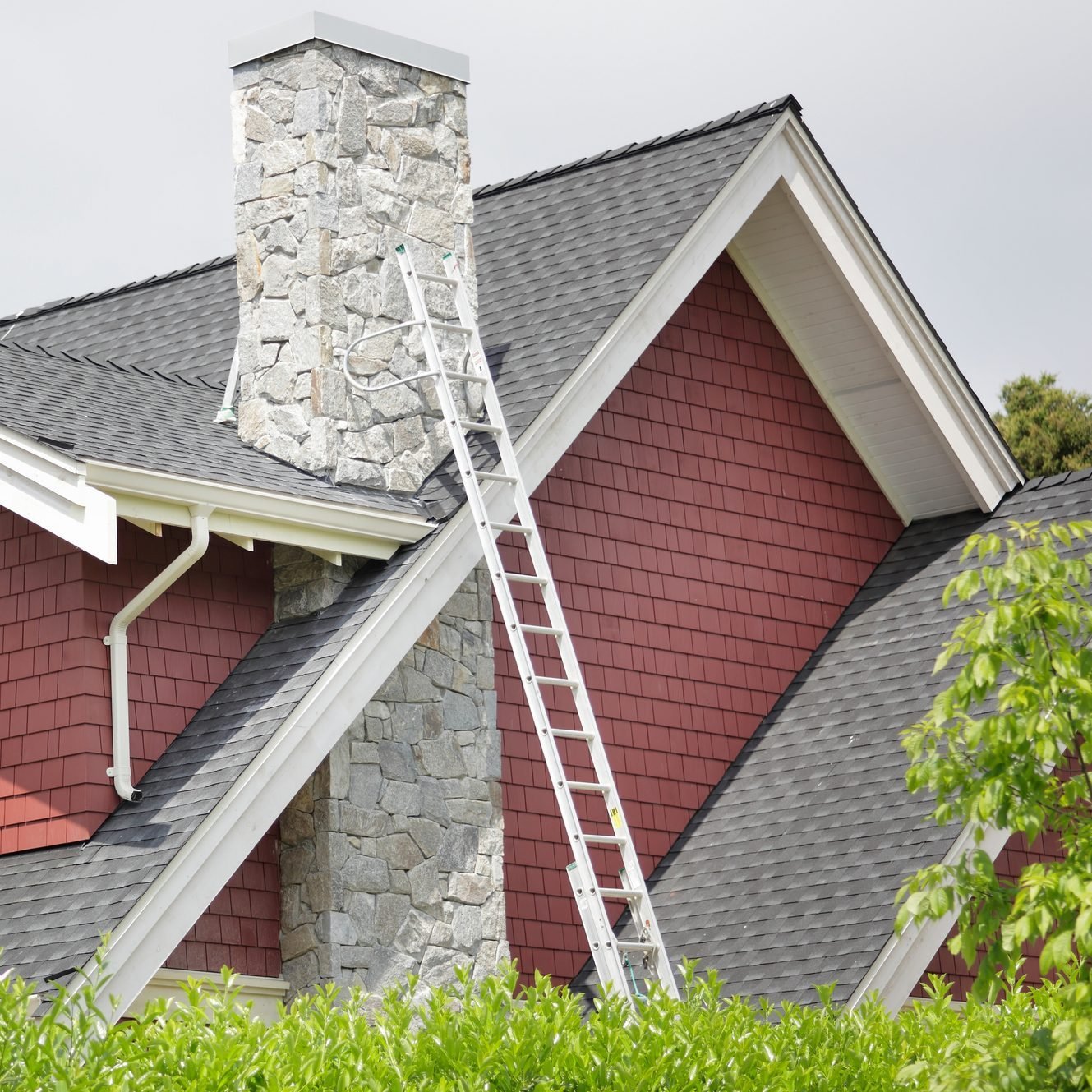 Handy Guide To Ladder Safety