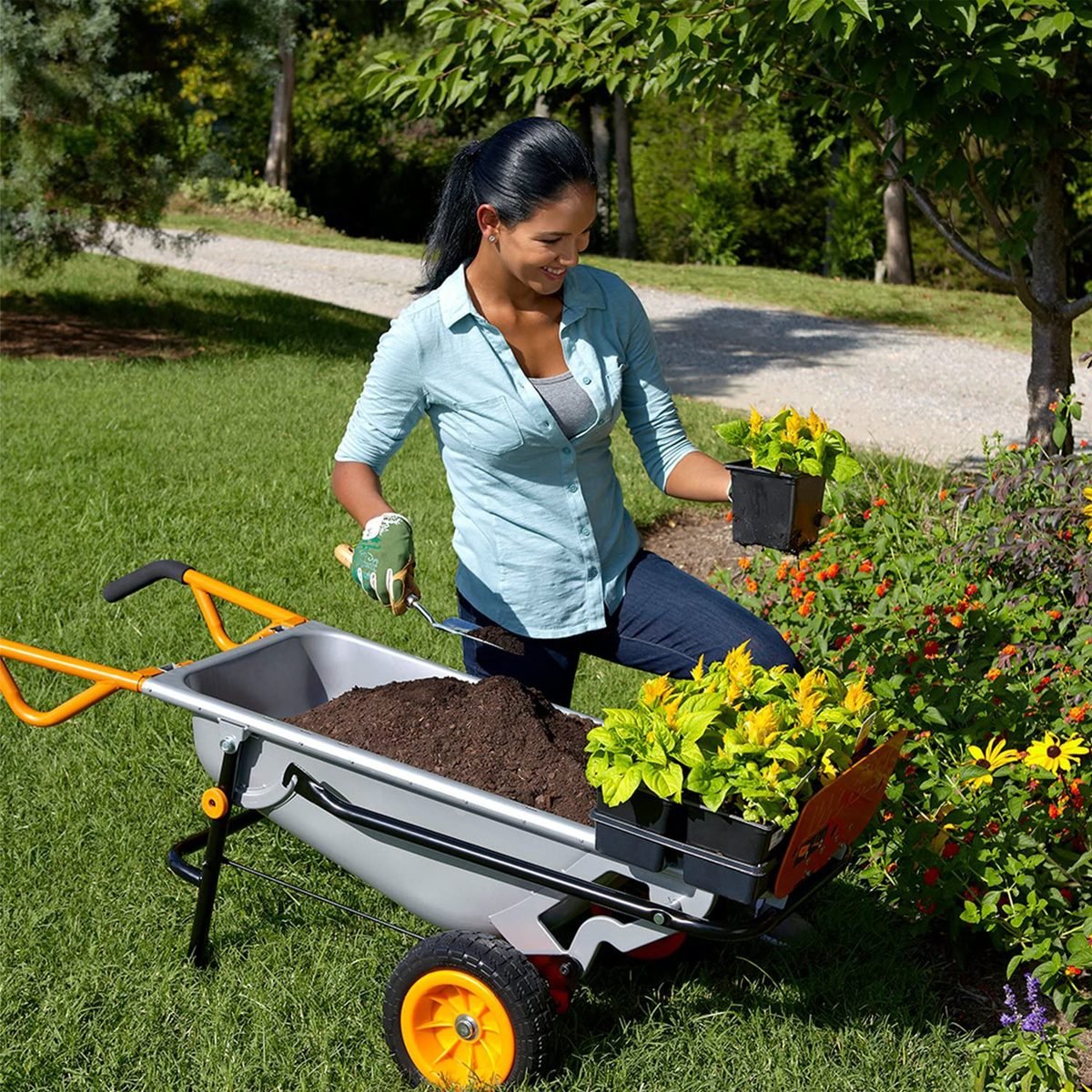 5 Best Amazon Wheelbarrows for Your Yard and Garden Needs