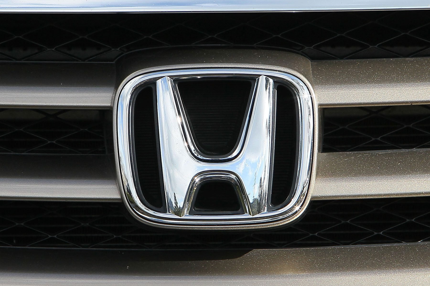 Honda Recalls 1.2 Million SUVs with Bad Backup Cameras