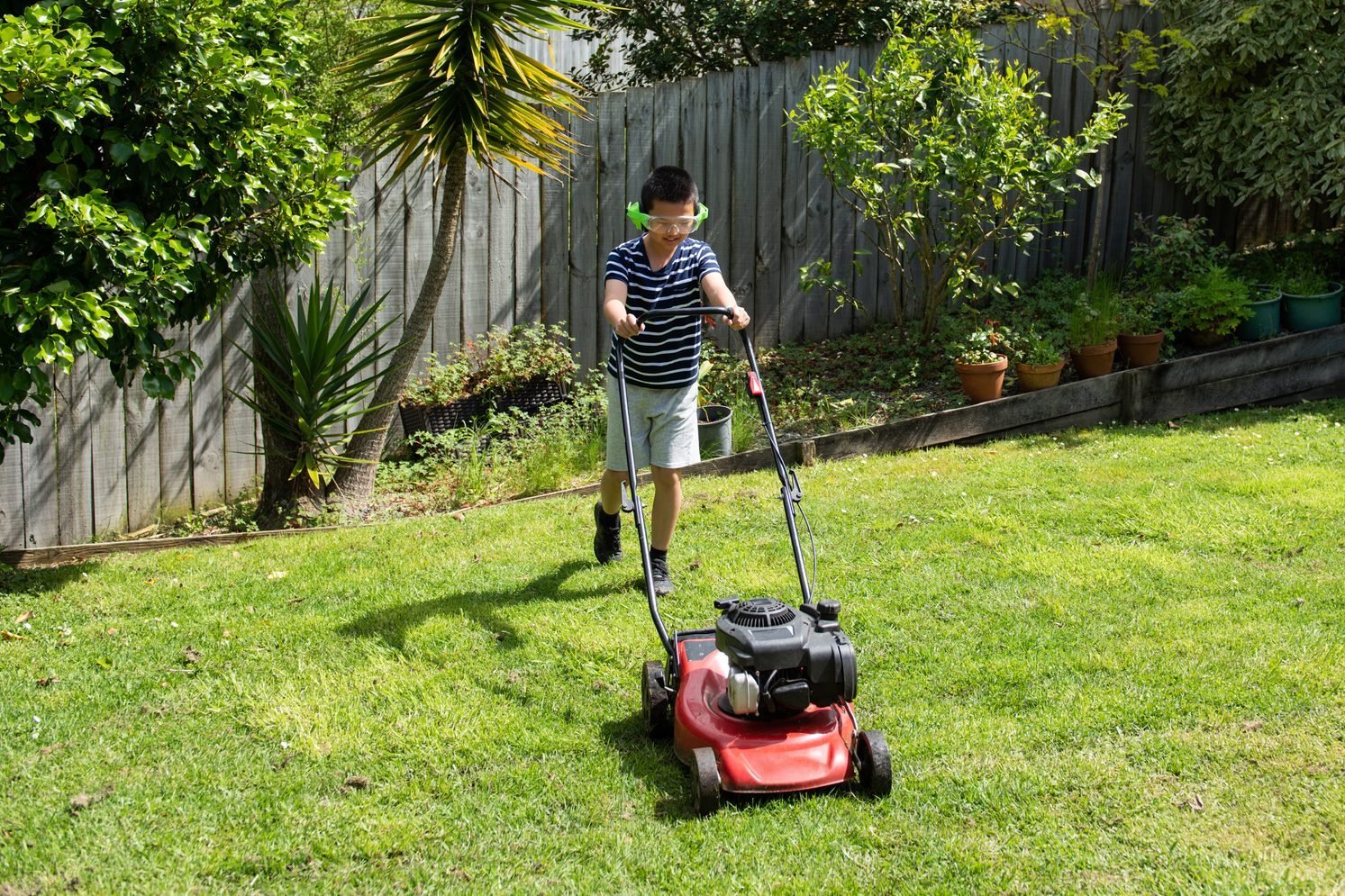 When Should You Let Your Child Mow the Lawn?