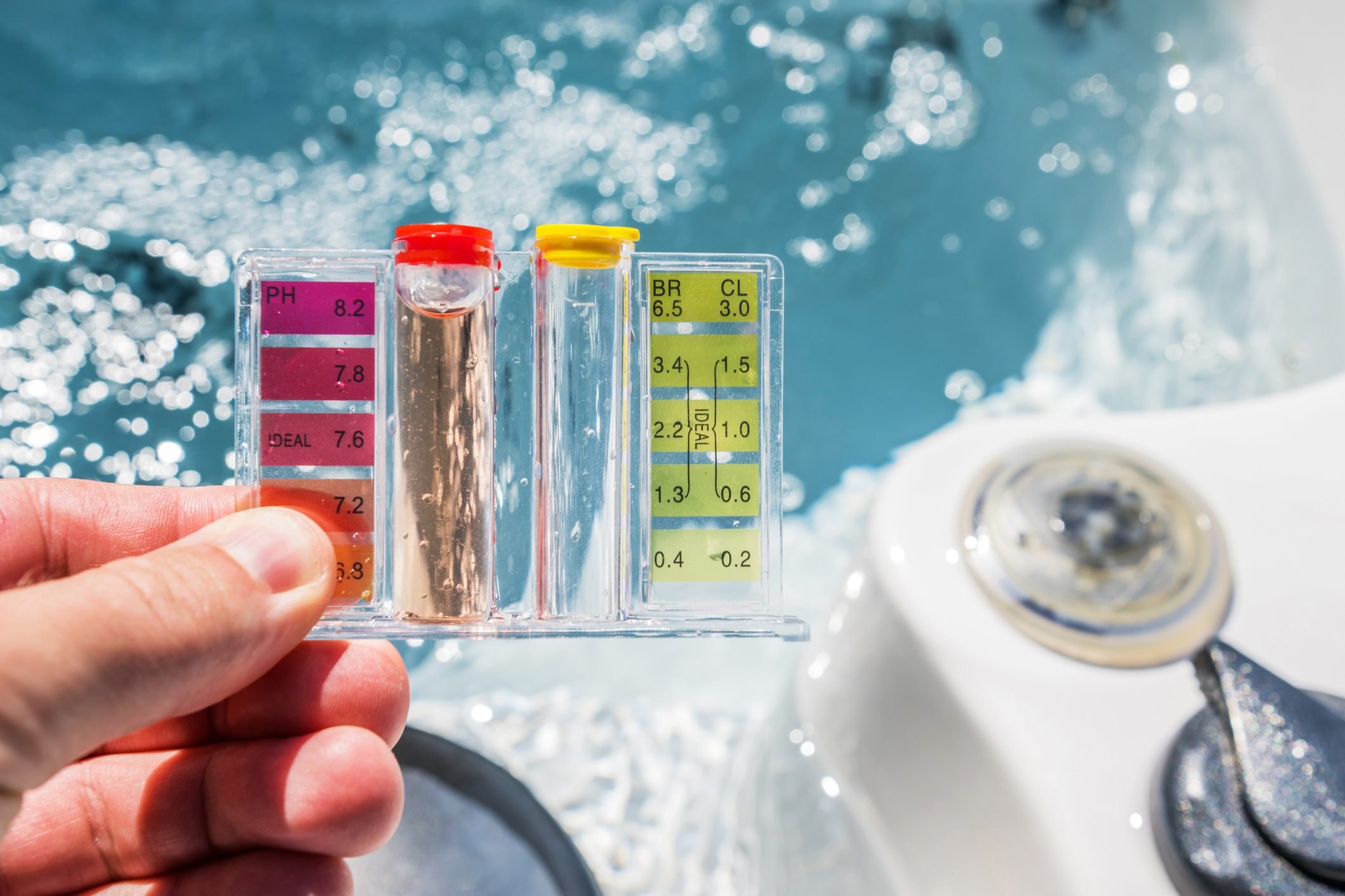 What's the Best Sanitizer for Your Hot Tub, Bromine or Chlorine?