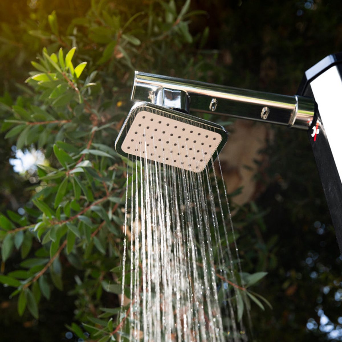 Outdoor solar outlet shower kit