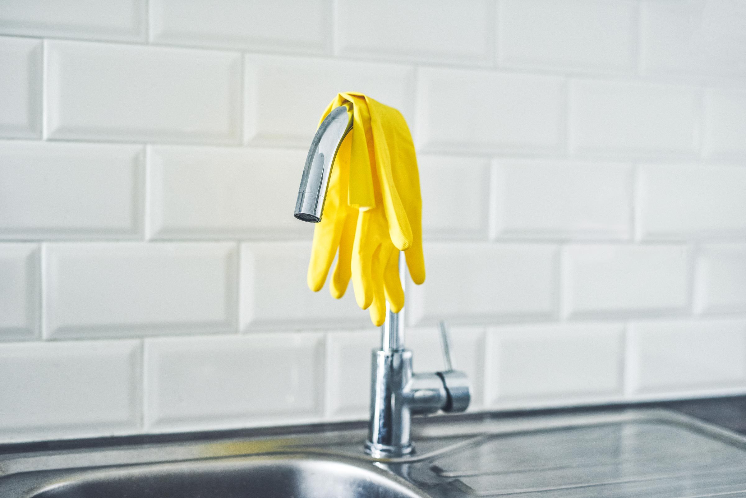 This Hack Will Revolutionize How You Clean Your Dishwashing Gloves