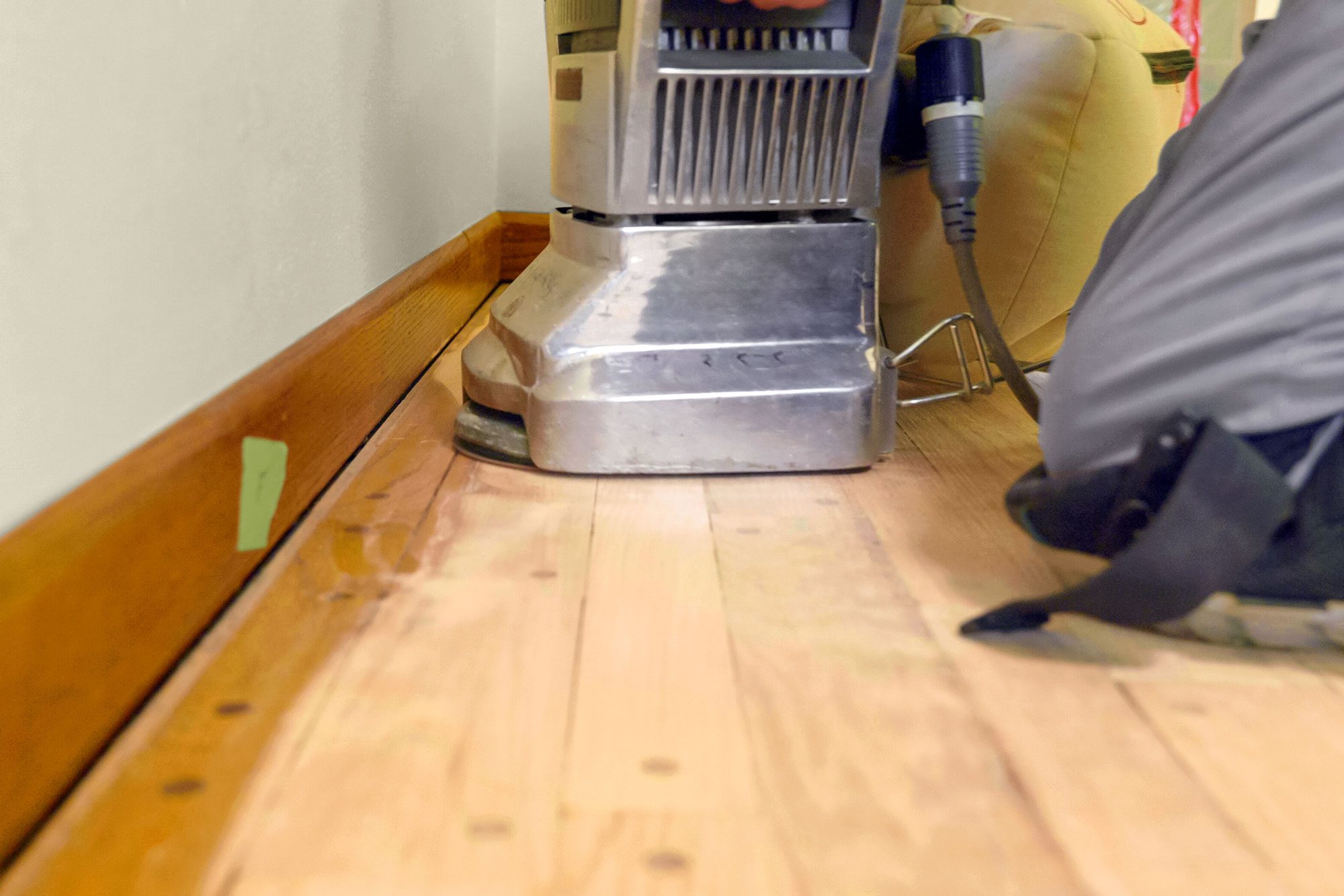 How to Refinish Your Hardwood Floor (under Carpet) : 5 Steps - Instructables