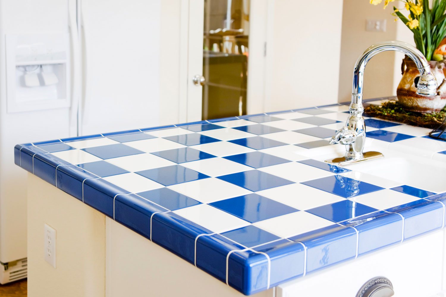 Tile Countertops Are Making a Comeback