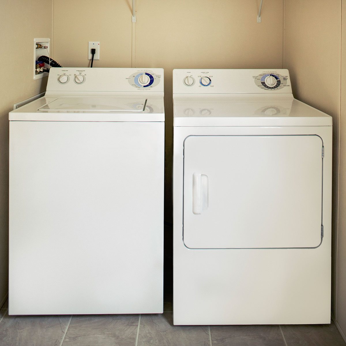 Gas vs. Electric Dryers: What Are the Main Differences?