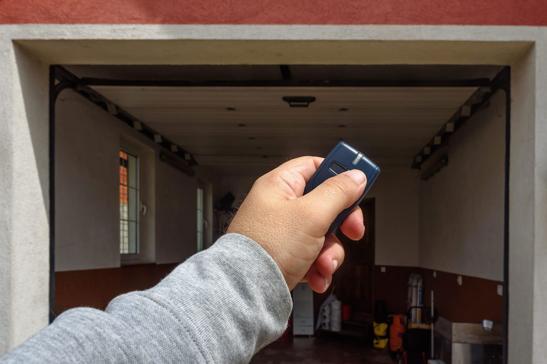 How To Program a Garage Door Opener