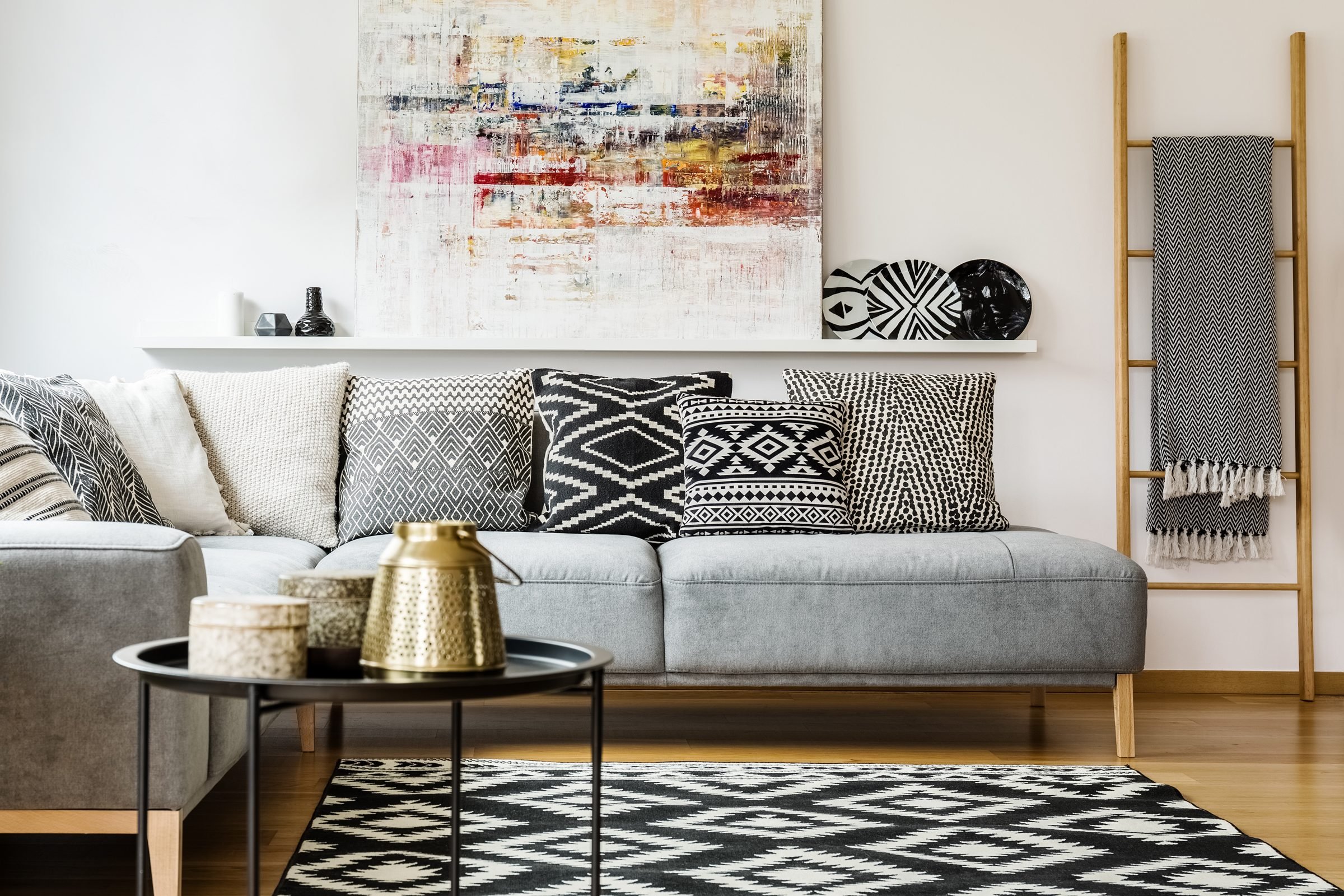 How to Mix Patterns When Decorating