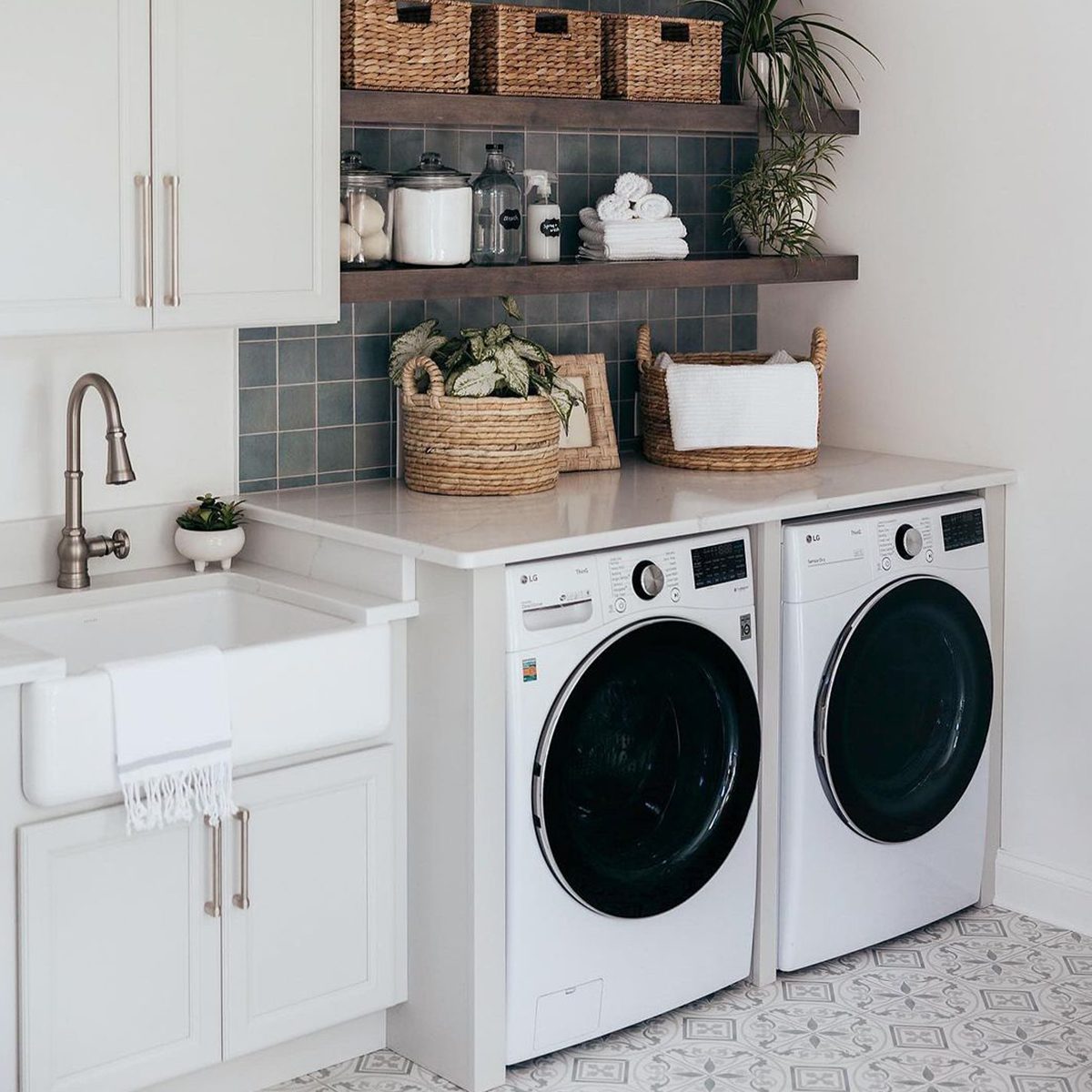 Organized Laundry Room Design Courtesy Onteallane Roomforrevival