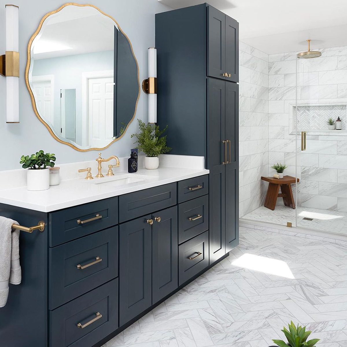 10 Blue Vanity Bathroom Ideas You'll Love Navy And Gold Chic