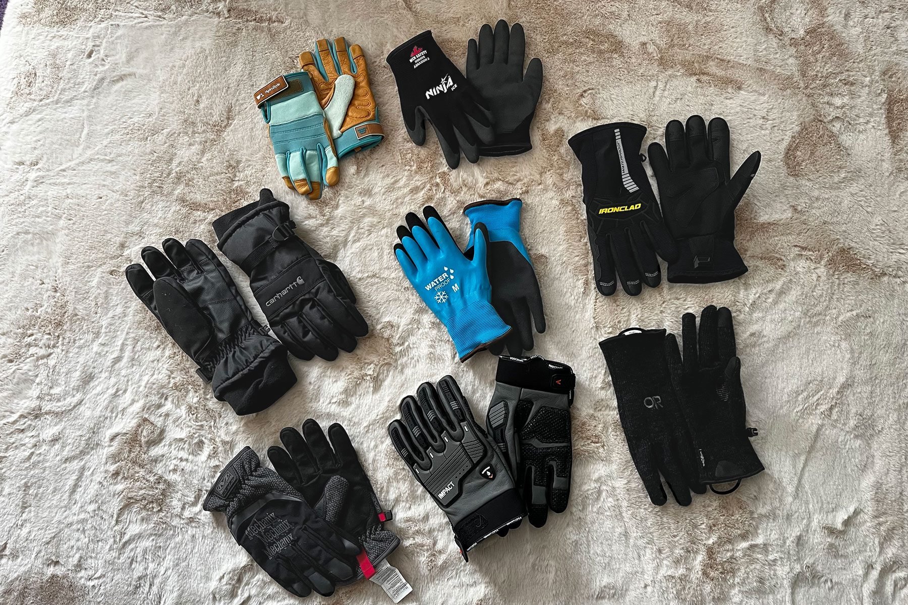 The 9 Best Winter Work Gloves, Tested by Editors and Tradespeople