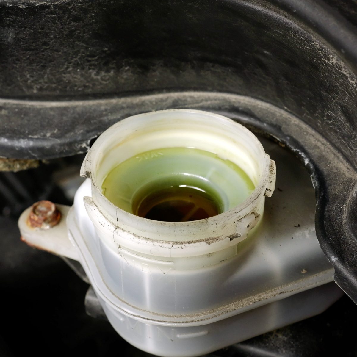 How To Check Brake Fluid