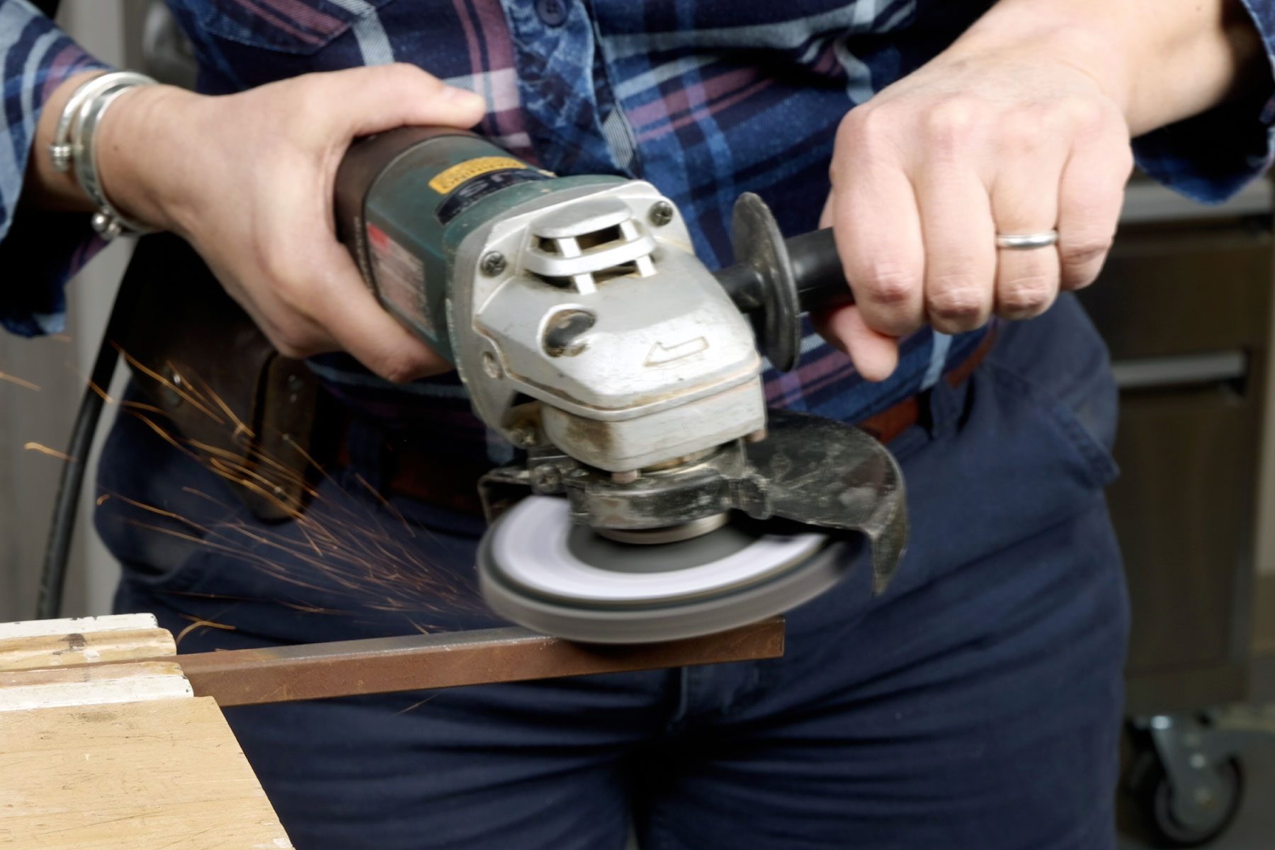 How to Use an Angle Grinder