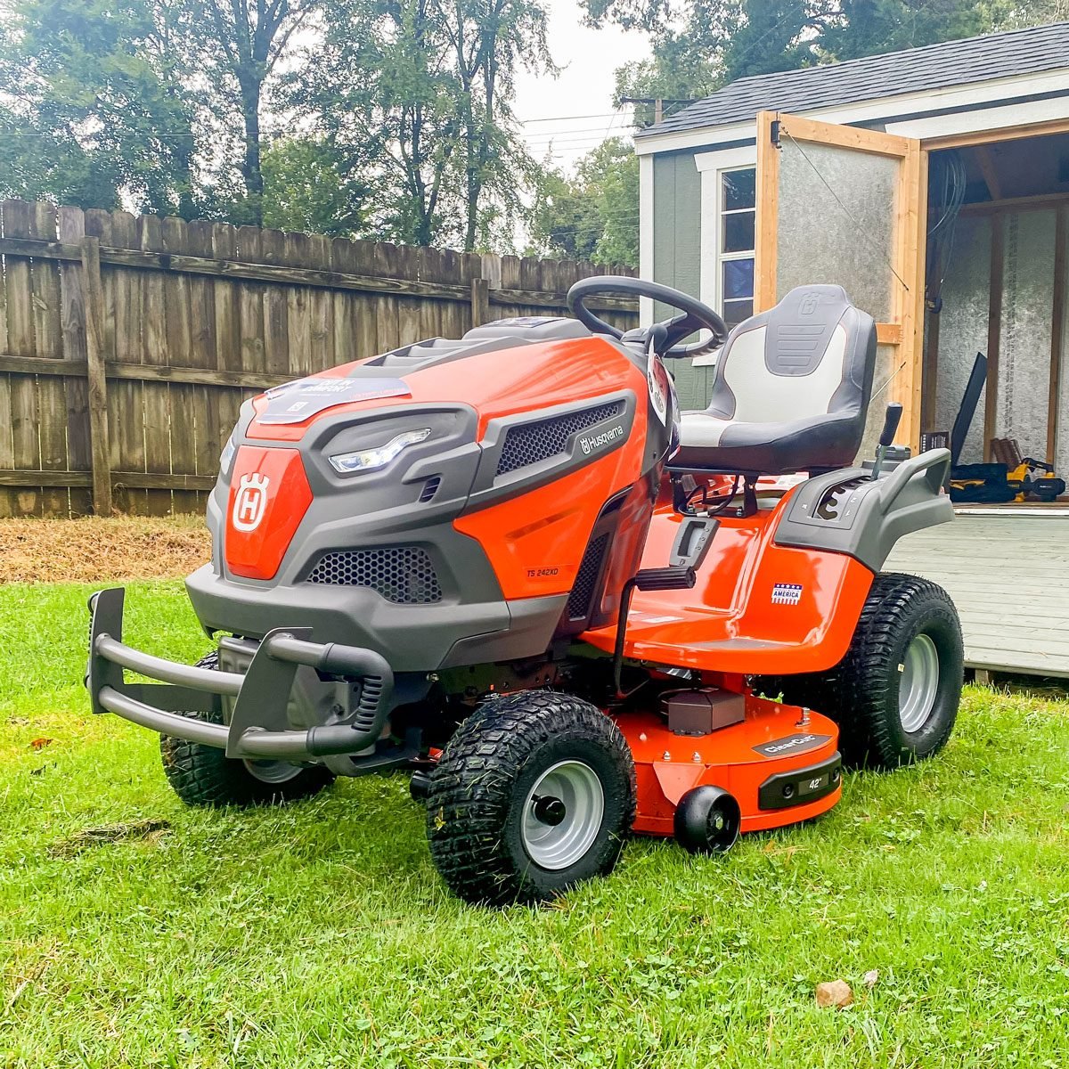 10 Best Riding Mowers for Every Lawn in 2024, According to Experts