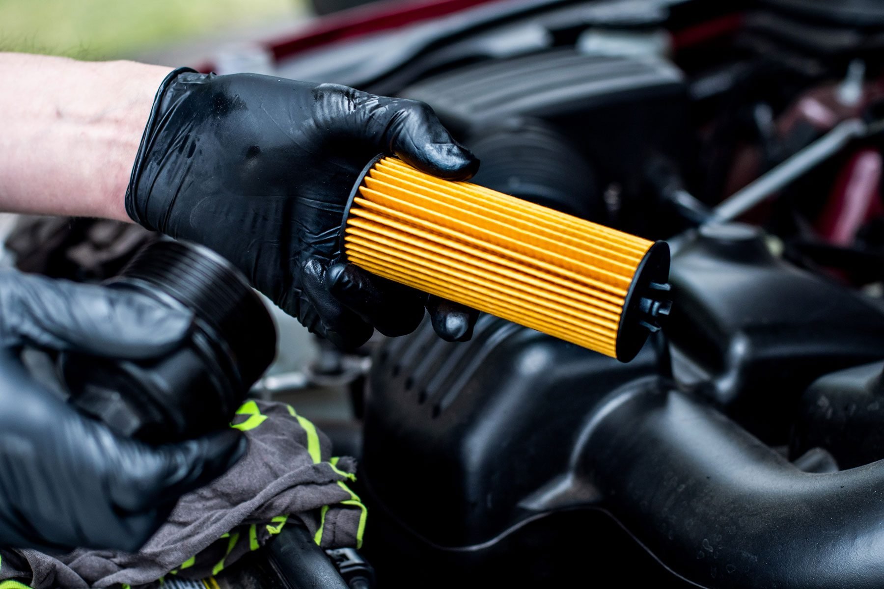 How To Choose the Right Oil Filter for Your Car