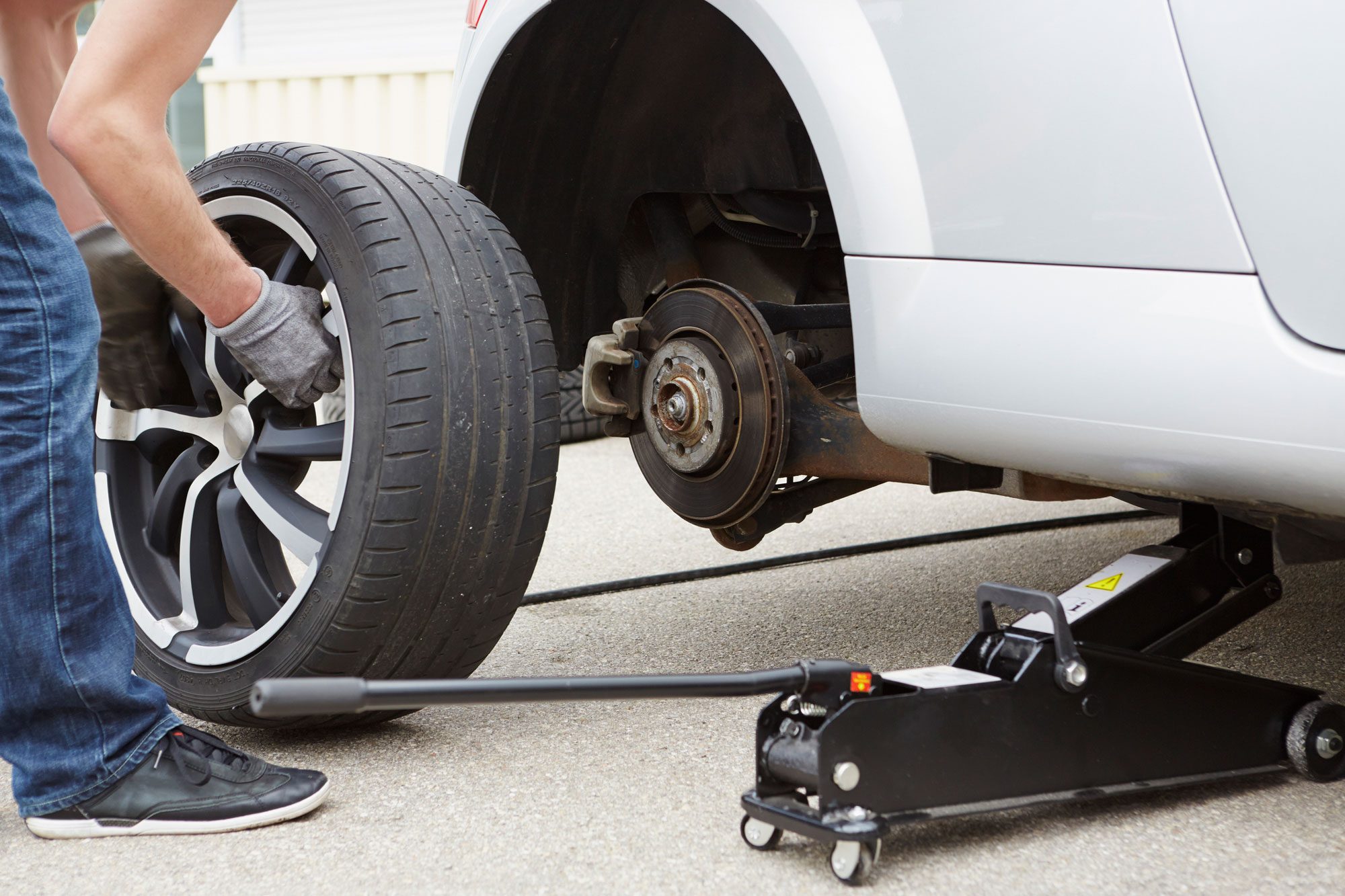 How to Change a Car Tire