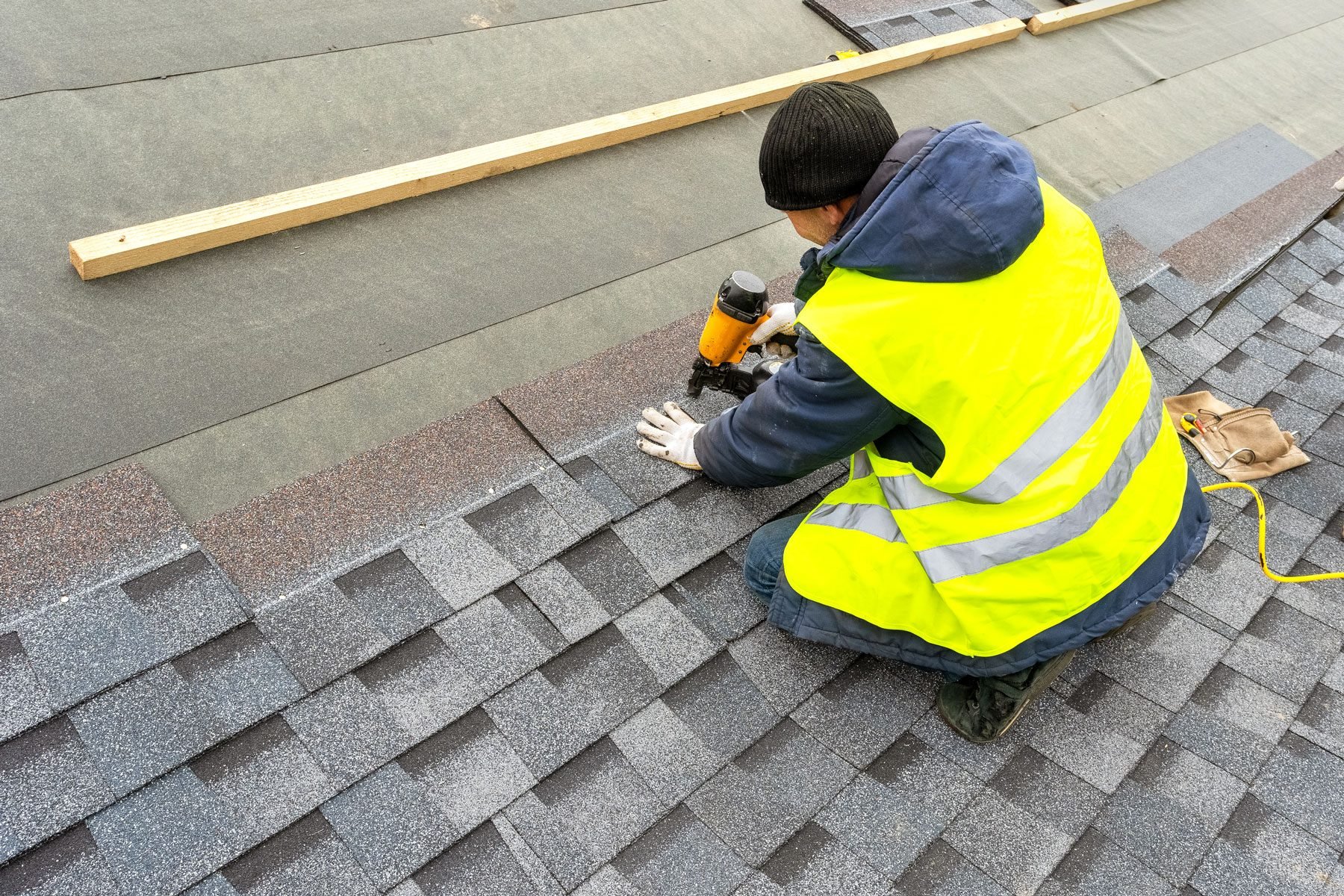 Should I Replace My Roof? Here's What to Consider