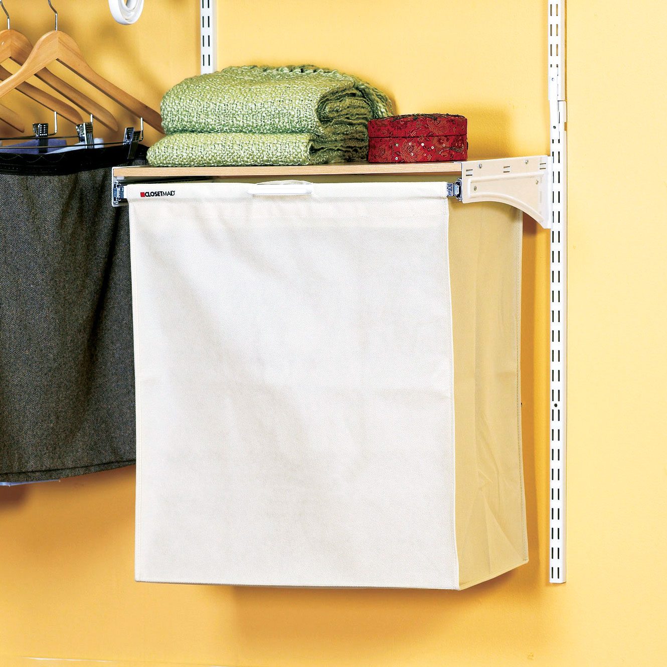 Adjustable closet Systems for Flexibility