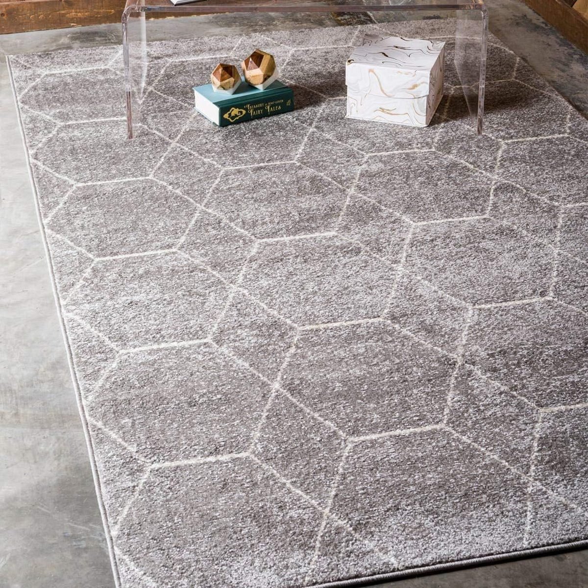 Trellis Area Rug