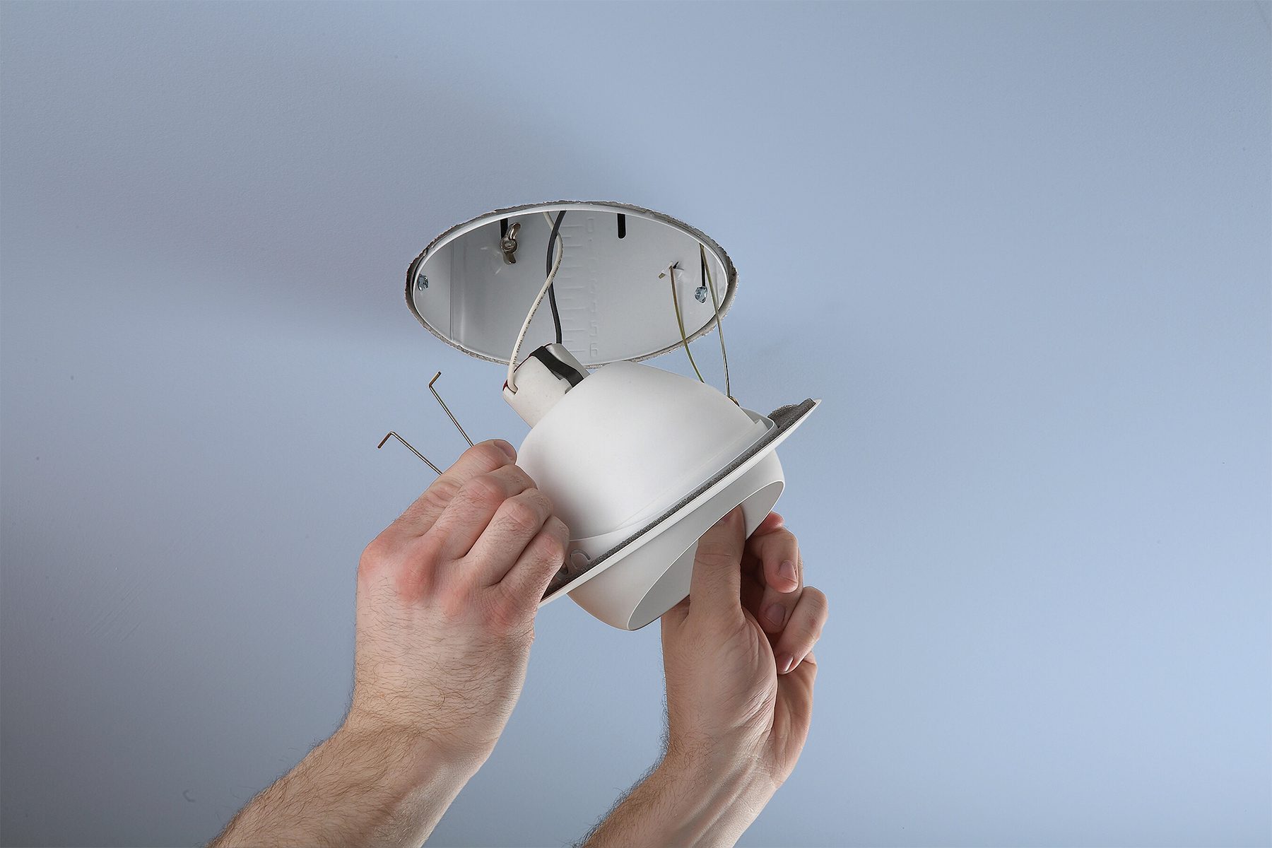 How To Replace the Trim on Recessed Lights