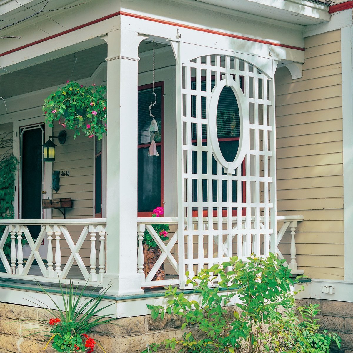 How To Build a Porch Trellis Using Latticework