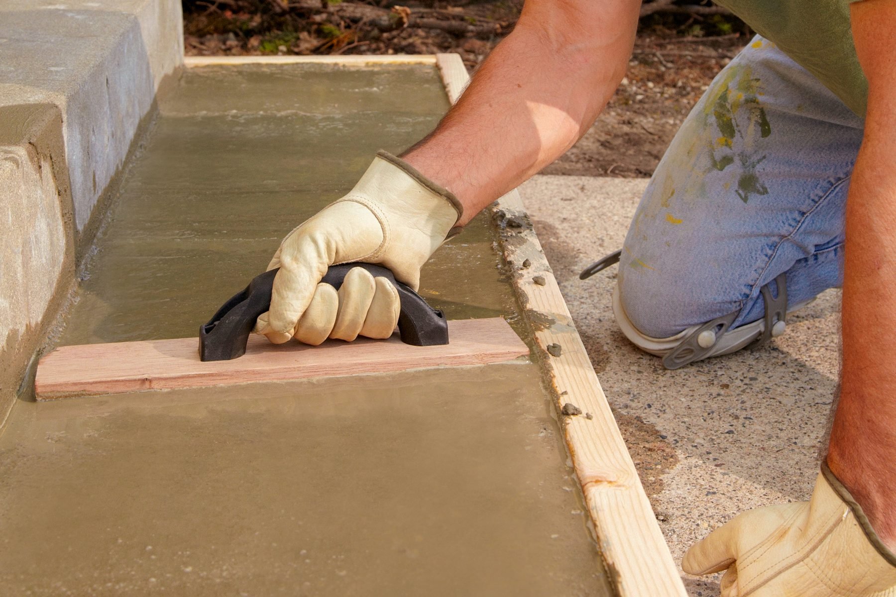 How To Repair Concrete Steps