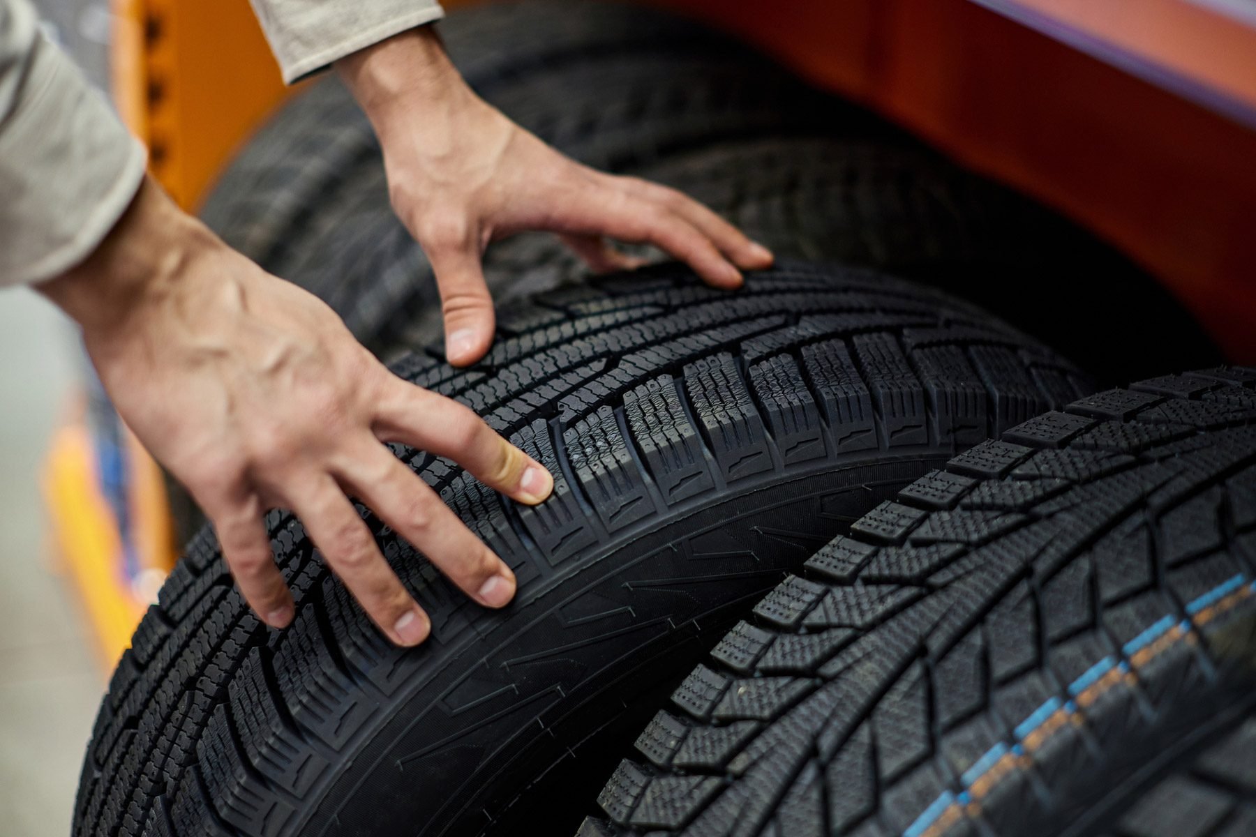 How to Buy Tires, a Step-by-Step Buying Guide