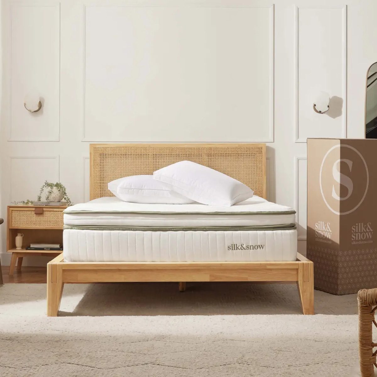 Silk & Snow Organic Mattress