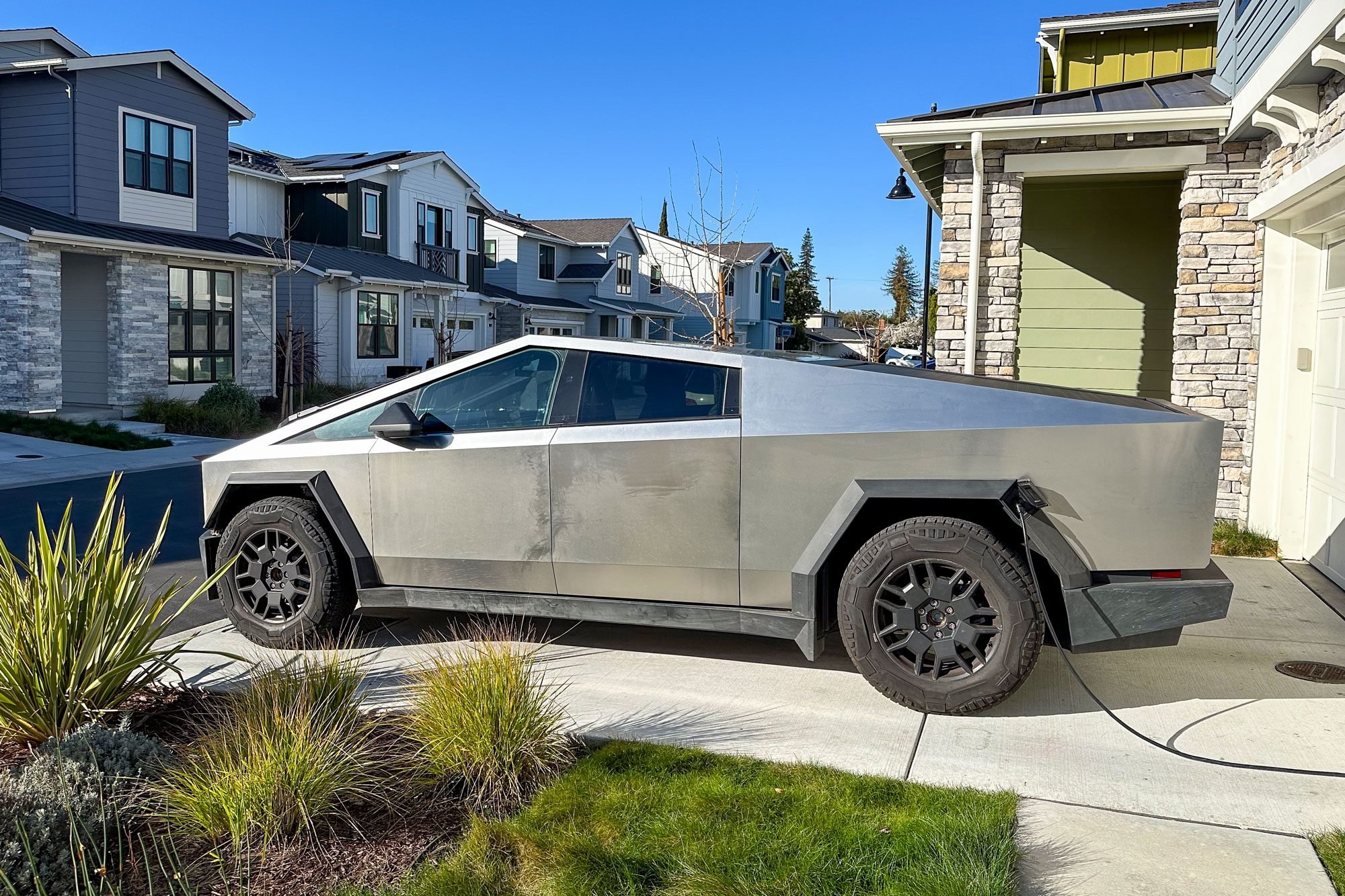 Would the Tesla Cybertruck Actually Make a Good Work Truck?