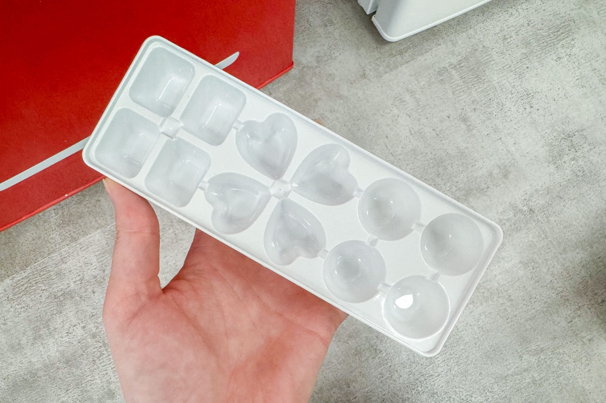 Frigidaire Retro Mini Fridge ice tray