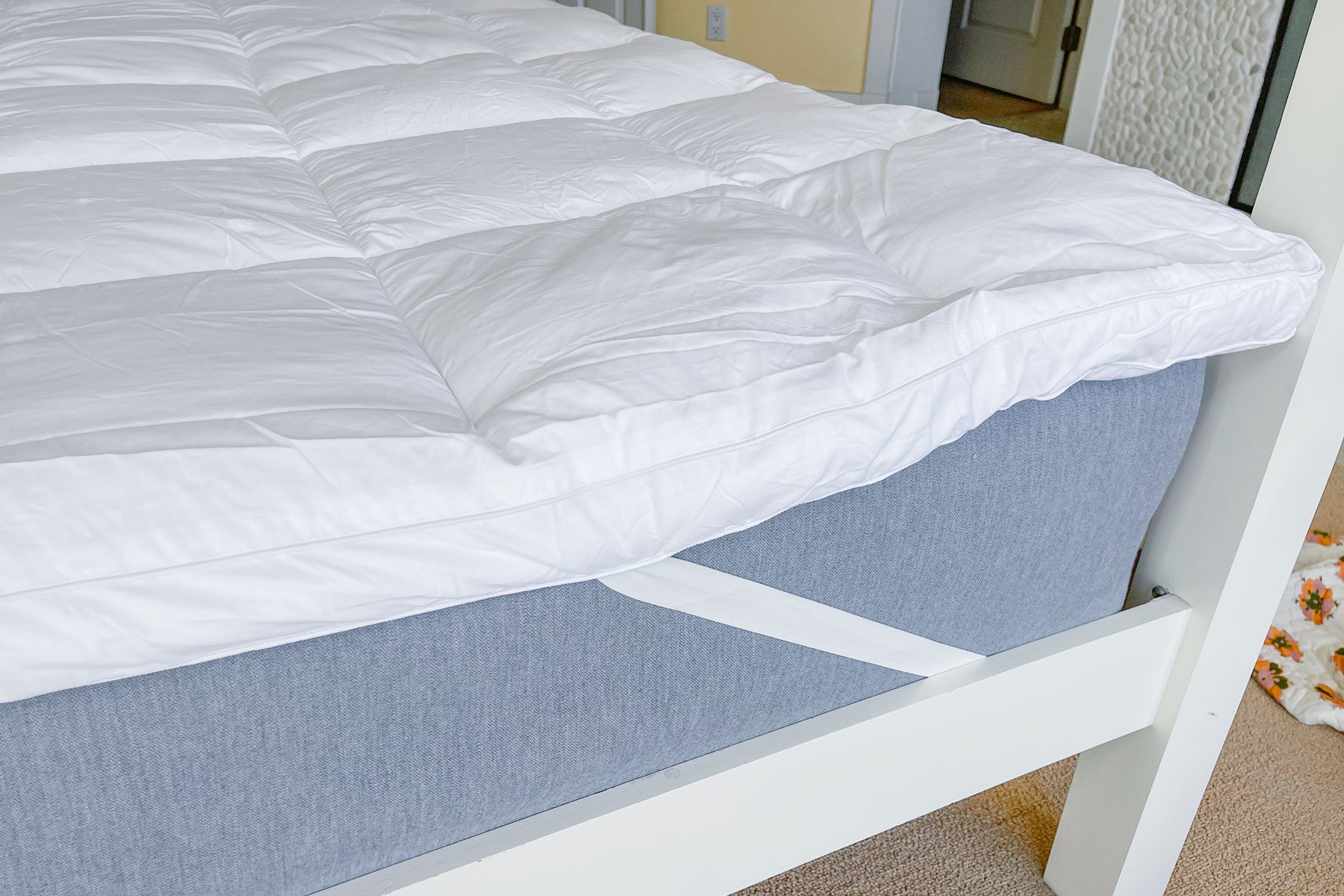 Saatva Down Alternative Featherbed Mattress Topper 